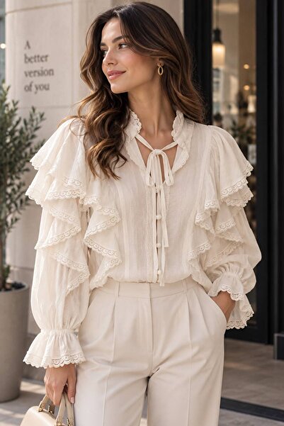 MODA Vintage-Inspired Ruffle Detailed Blouse