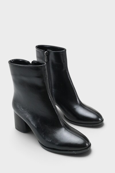 Capone Outfitters Isabella Round Toe Side Zipper Mid Heel Women's Boots