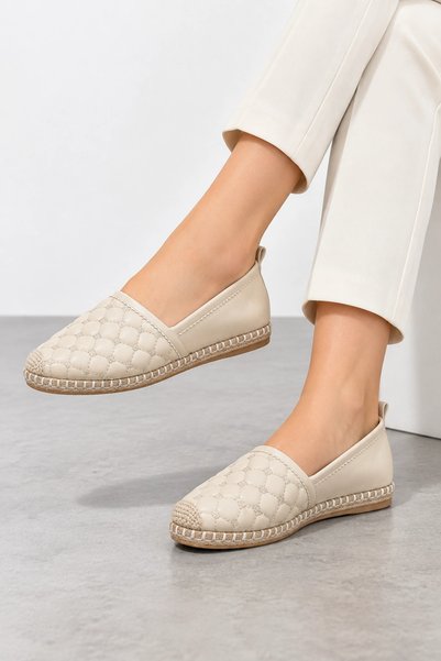 HT HOTİN Teshin Women's Quilted Detailed Espadrille Ballerina Shoes - Beige