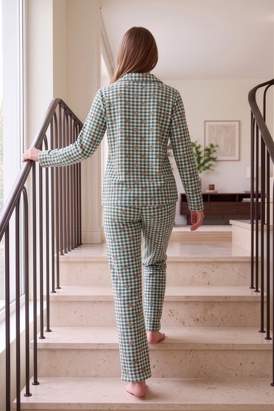 nisaNCa Winter Buttoned Plaid Pattern Christmas Themed Women's Suede Pajama Set