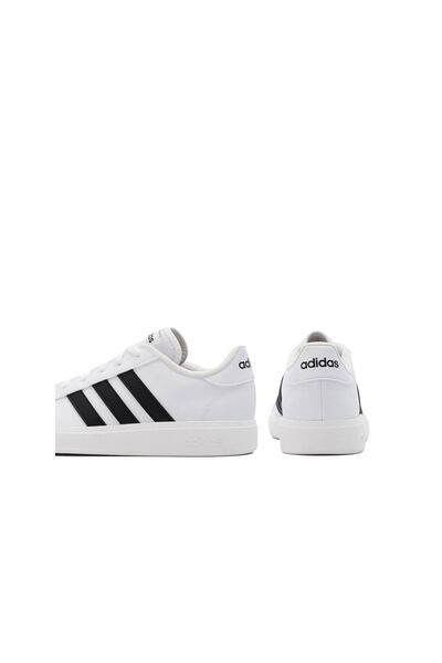 adidas Adidași de damă albi GRAND COURT BASE 2.0
