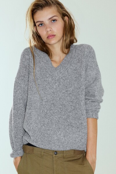 Pull & Bear Boxy kesim v yaka kazak