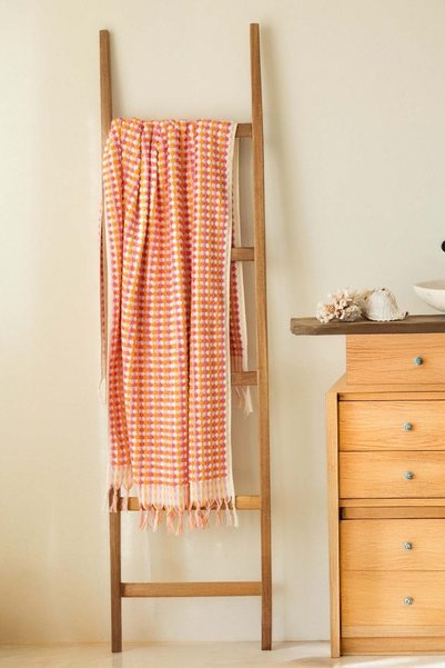 vivamaison Ponpon Towel Chickpea Woven 90X170 Bath Towel Orange Pink