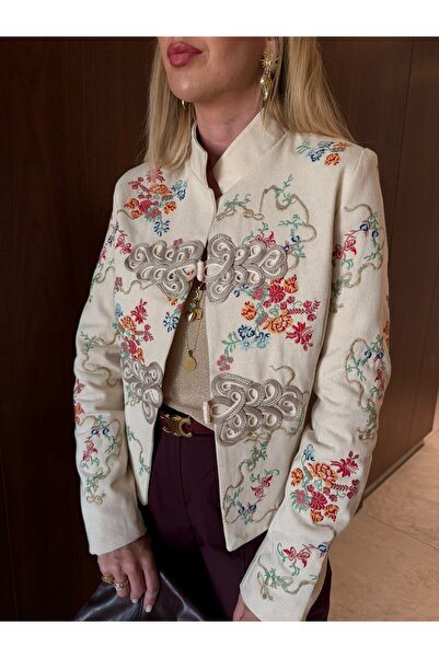 begum mayda Orijinal Model , Çiçek Nakışlı , Bej Gabardin Ceket