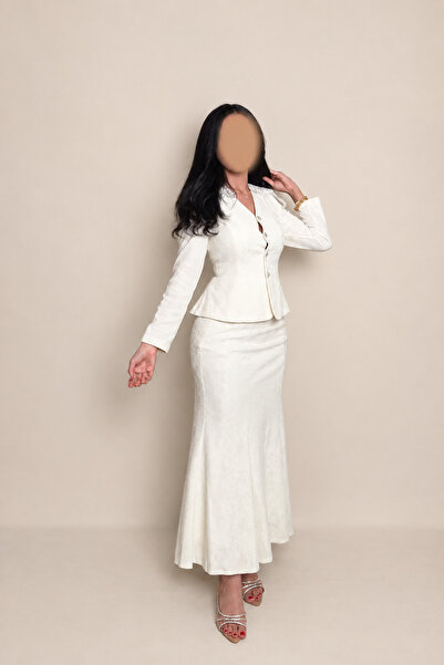 Rose Luxury Jacquard Set with Shoulder Embroidery and Mermaid Skirt