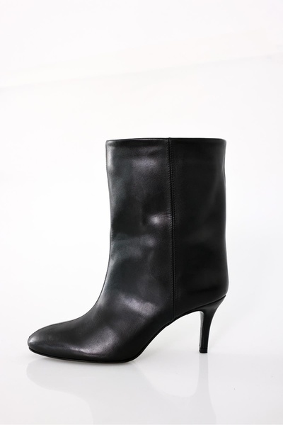 5in1Canpolat Black Heeled Classic Boots 25163