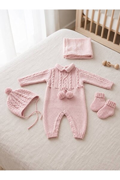 ZeZe Kid Pembe Ponponlu Yünlü Örgü Desenli Bebek 3'lü Tulum Seti Şapka Patik