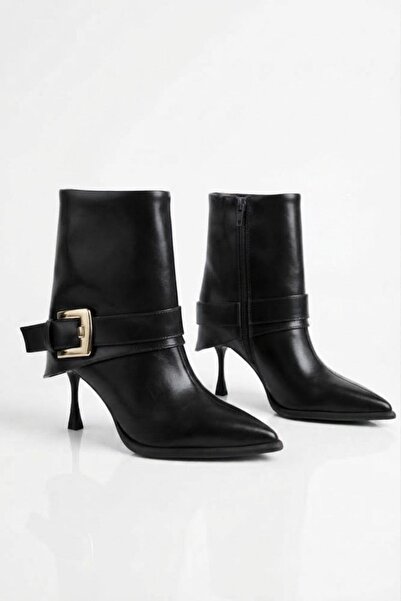 MODAADAM Women's Lavren Heeled Short Boots - Black