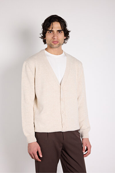 Mesfeno Πλεκτή ζακέτα με oversized κουμπιά