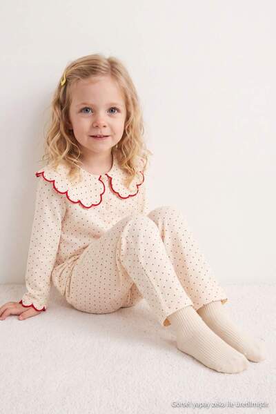 TRENDYOLKIDS Ekru 100%Pamuk Kız Çocuk Bebe Yaka Müslin Pijama Takımı TKDAW27P...