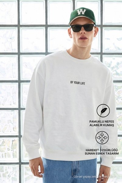 DAMGA JEANS Men's Long Sleeve Crew Neck White Sweatshirt