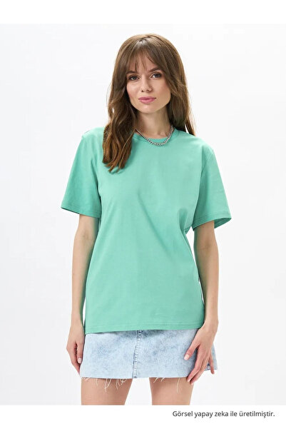 COMBİNE MİCHAİL Women's Oversize Çağla 100% Cotton Crew Neck Basic T-Shirt