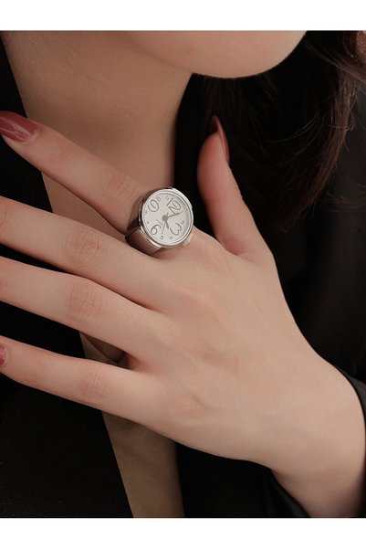 Choice WHITE Mini Vintage Finger Ring Watch Round Creative Quartz Watches Fas...
