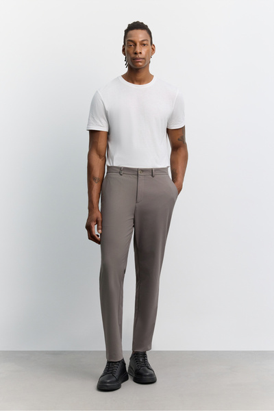 Avva Men's Mink Classic Waist Wrinkle-Free Technical Fabric Relaxed Fit Trous...