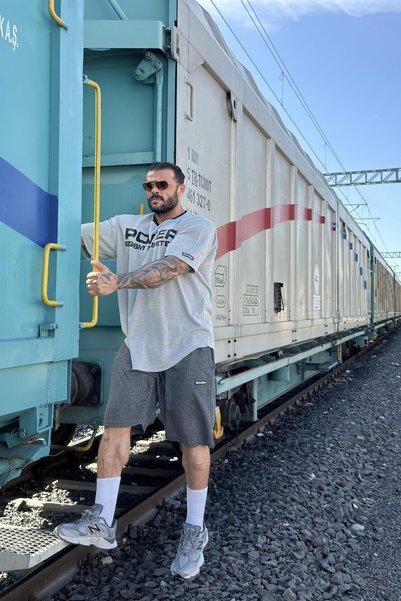 BGSM Erkek Rahat Kesim Çizgili Spor Şort 1525