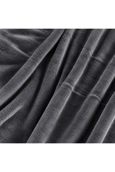 HOME AURAA Mellow Twin Micro Flannel Blanket – 150 × 220 cm | Ultra Soft & Cozy | Lightweight Warm Blanket for Bed & Sofa | Silver