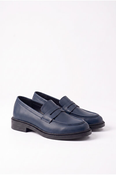 Shoesers Kadın Sade ve Şık Tasarımlı Tırtıklı Tabanlı Lacivert Loafer Ayakkab...