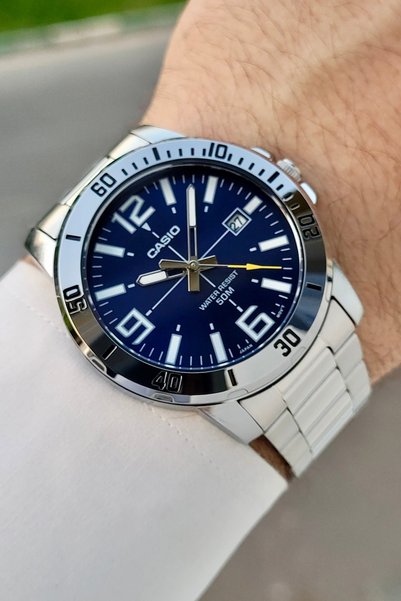 Casio Dial in Navy Blue, Strap in Metallic Color, 2 Years Warranty, 5 Atm Men's Wristwatch