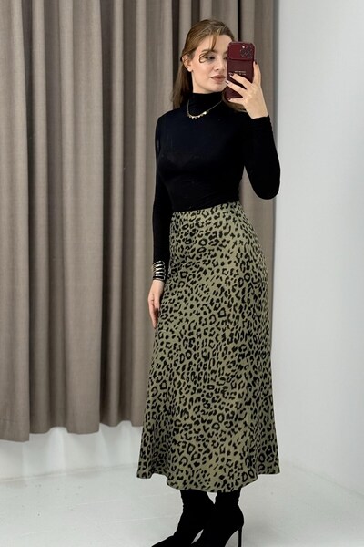 Juuuj Khaki Satin Fabric Elastic Waist Leopard Patterned Flowing Form Long Skirt