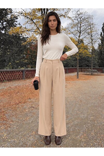 Juuuj Beige Woven Fabric High Waist Wide Leg Relaxed Fit Zipper and Button De...