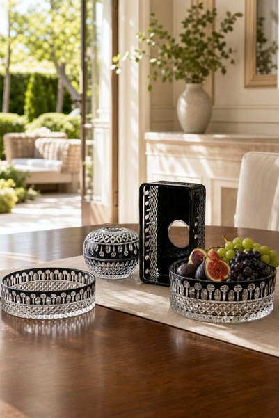 Kristal Market Handmade Crystal Cutout Peacock Pattern Decorative Tableware Presentation Set of 4