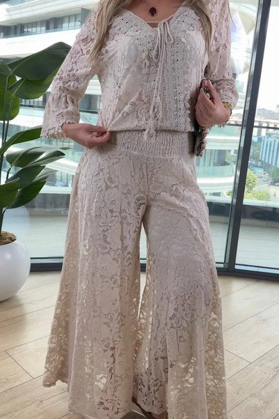 BRGCLOTHING Italian Lycra Lace Blouse and Pants Set