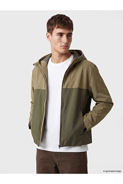 LC Waikiki Nevavm with Difference Lcw Vision Green Color Block Comfortable & ...