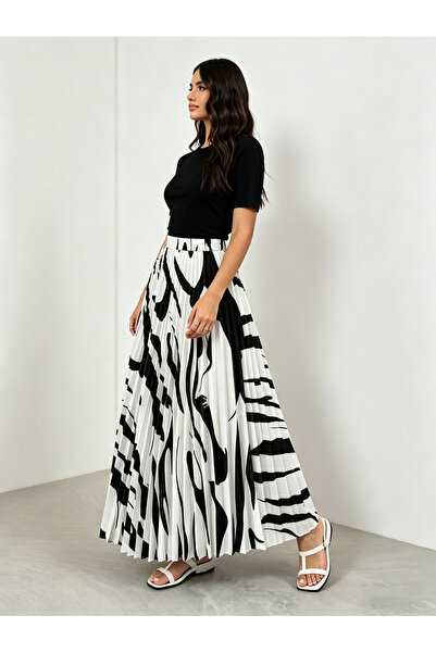 Take Two By Styli White Pleated A-Line Maxi Skirt