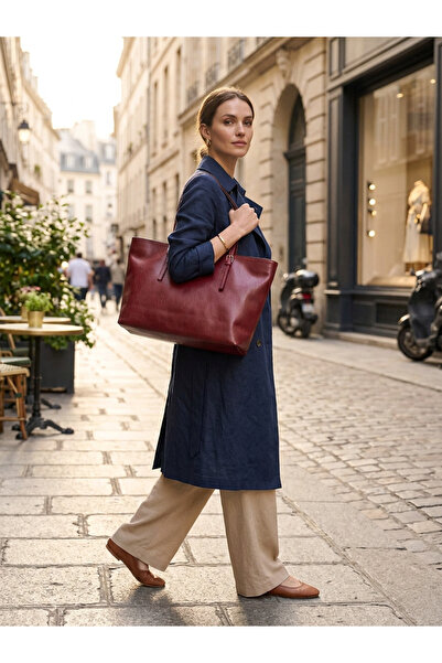 Baguar Women's Burgundy Color Wrinkled Leather Shoulder Bag Stylish Design Daily Use Large Size Zippered Tote Bag