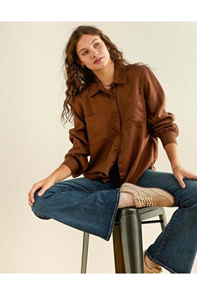 AMERICAN EAGLE AE Bestie Button-Up Shirt