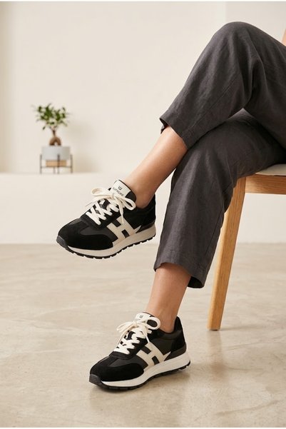 MERVESTORE Women's Suede Detailed Retro Sneaker Lightweight Sole Lace-Up Comf...
