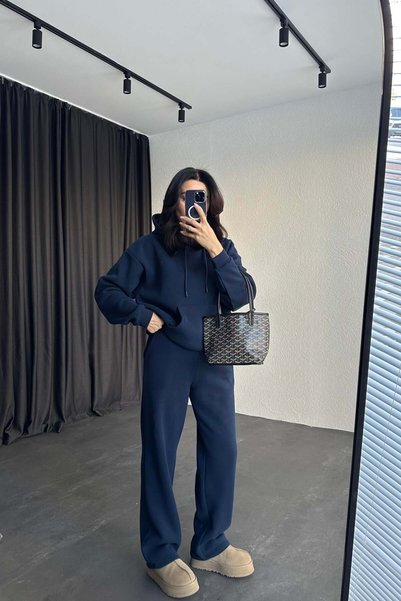 Perry Boutique Set de trening albastru marin cu 3 fire, cu buzunare cangur și talie elastică