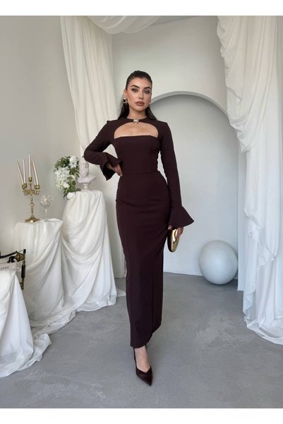 Genel Markalar Cut Out Detaylı Aksesuarlı Volan Kollu Uzun Elbise