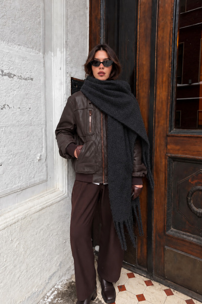 Mollycrush Women's Winter Shoulder Shawl |   Soft Textured Tasseled Stylish Scarf