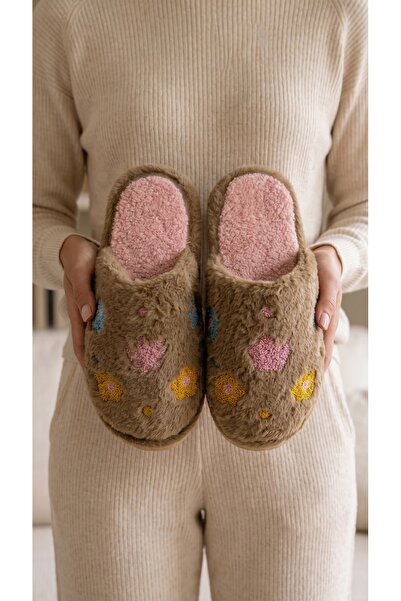 Beyond Women's Brown Floral Embroidered Furry House Slippers 3 cm Byndti̇mjna...