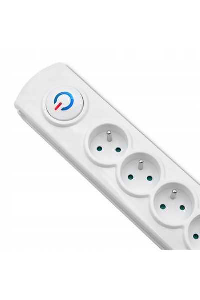 Qoltec Prelungitor cu protecție la supratensiune, 8 prize, 1,5m, cu întrerupă...