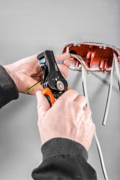 NEO Tools NEO Dezizolator automat de cabluri 175 mm, 1-3.2 mm² 01-520