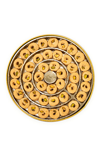 AL SULTAN Sweets Ghraybeh 300 g Metal Gift Tin - Traditional Arabic Shortbread Cookies, Melt-in-the-Mouth Buttery Biscuits - Middle Eastern Sweets for Eid, Ramadan & Arabic Coffee