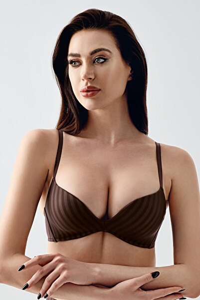 NEWBRA LINGERIE حمالة صدر أساسية بدون دعامات وبدون خطوط مرئية
