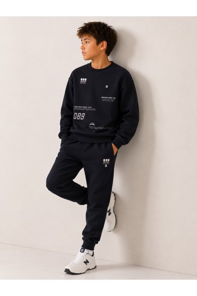 Victor and Jane Boys Graphic Sweatshirt and Jogger 2-piece set