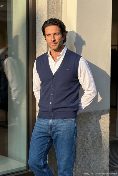 Çizgi Triko Men's Buttoned Indigo Vest with Thessaloniki Knit Pockets Classic Fit - 5550L