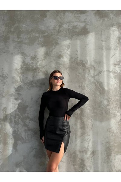 Royteks Fashion Women's Crew Neck Long Sleeve Slim Buzzy Badi Bodysuit with Finger Loop Detail