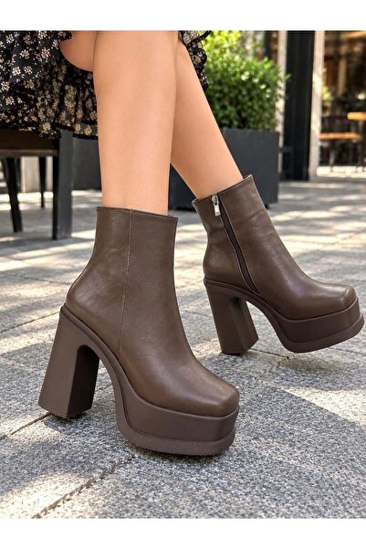 asmi shoes Γυναικείες μπότες Latina καφέ 12 εκ. με τακούνι και φερμουάρ