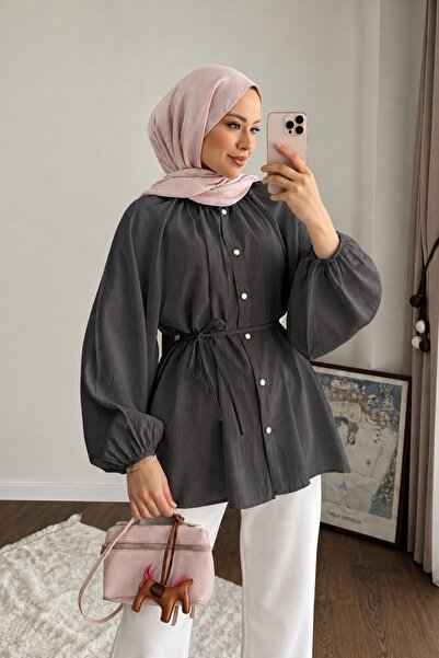 onlymoon Reglan Kol Oversize Bel Bağlamalı Tesettür Gömlek Kadın Füme Salaş K...