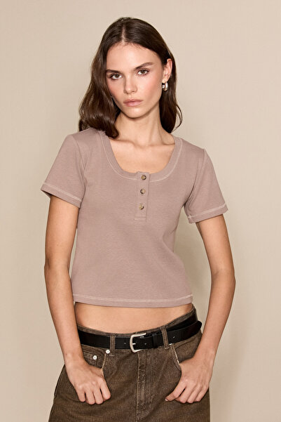 GRIMELANGE Ernestine Women's Front Buttoned Round Neck Short Sleeve Mink T-Shirt