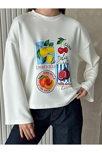Makarina Women's Oversized Printed T-Shirt