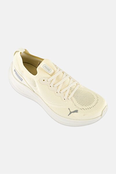 Puma حذاء جري مصمم هندسيًا من سكاي روكيت لايت 2