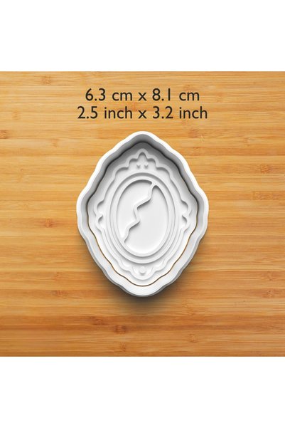 Hobist Halloween Transylvania Set of 4 Cookie and Candy Dough Molds