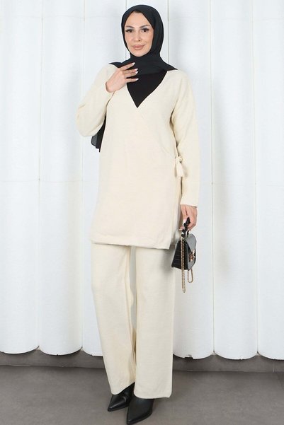 HNT Hayrunnisa Tesettür Side-tie, double-breasted collar knitwear set - cream...