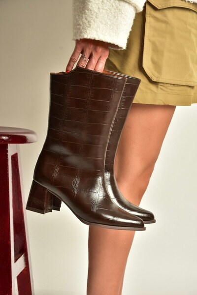 Fox Shoes Z758292511 Brown Crocodile Printed Thick Heeled Women's Boots